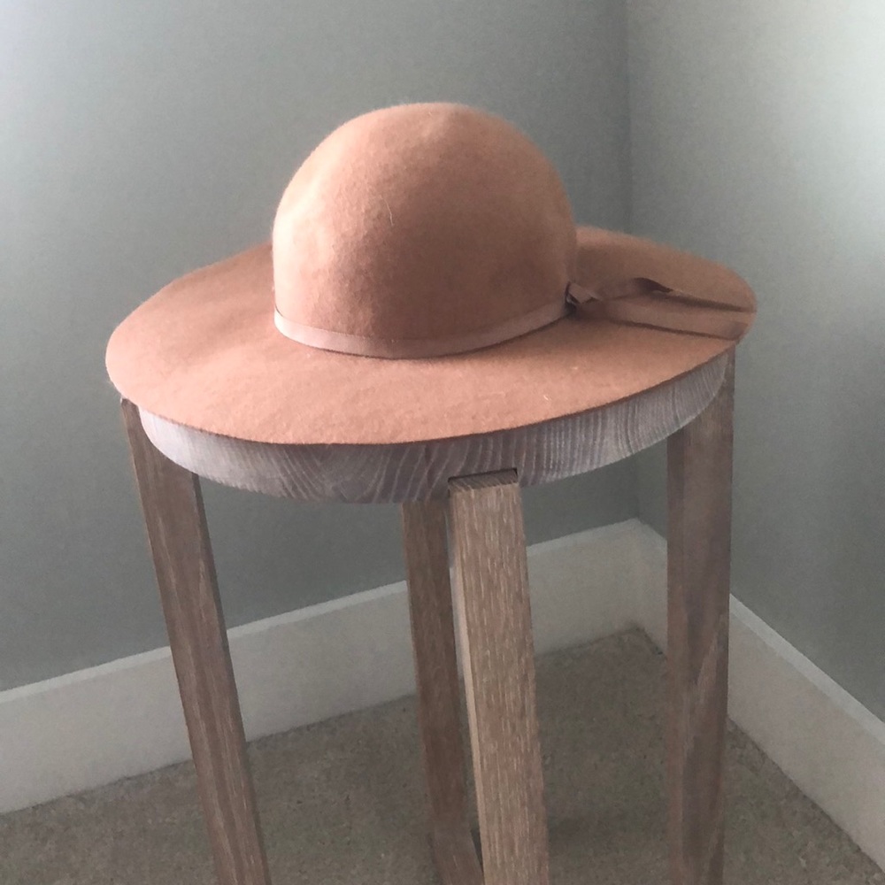 Old navy felt hat